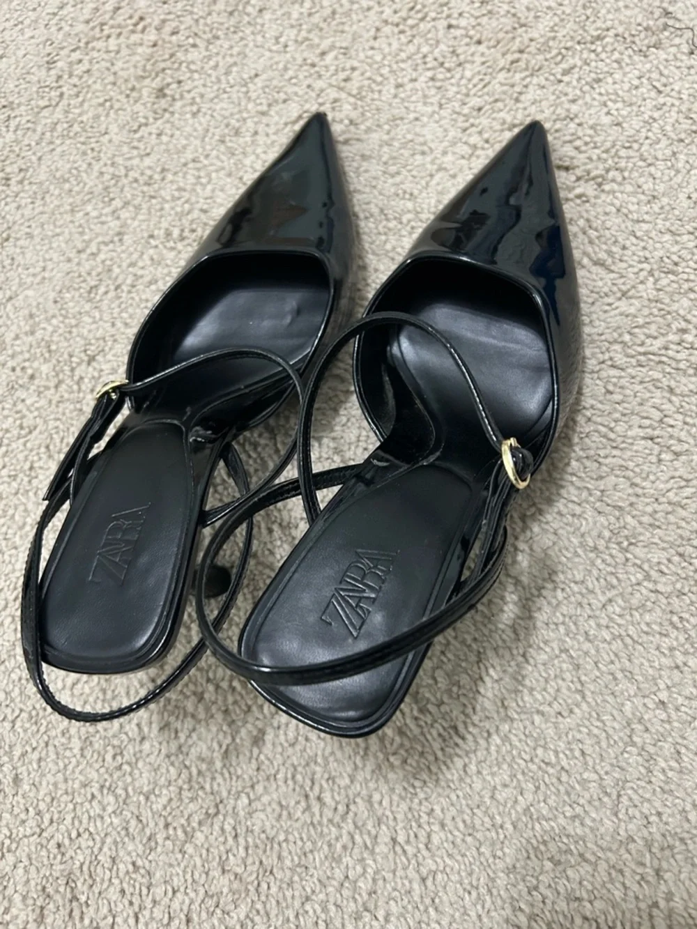 Heels - Picture 2 of 3